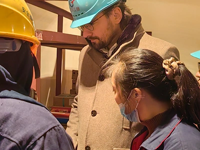 네덜란드 고객의 현장 장비 점검