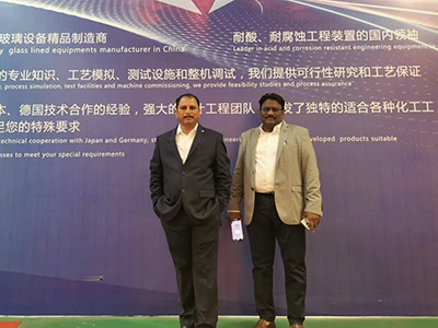 전시회에 참선한 인도 고객들